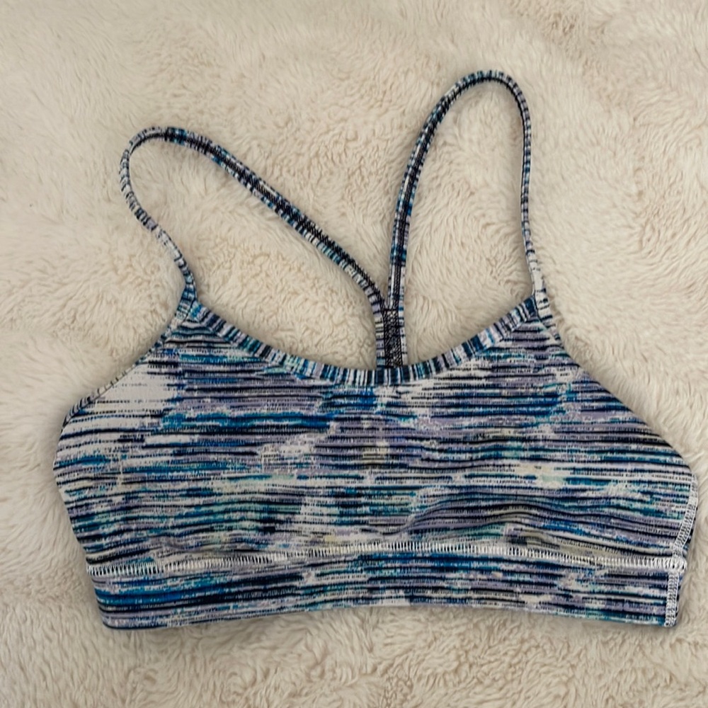 Lululemon Flow Y Sports Bra